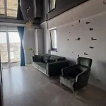 Apartament De Lux 2 Camere Cu Vedere Lacul Morii