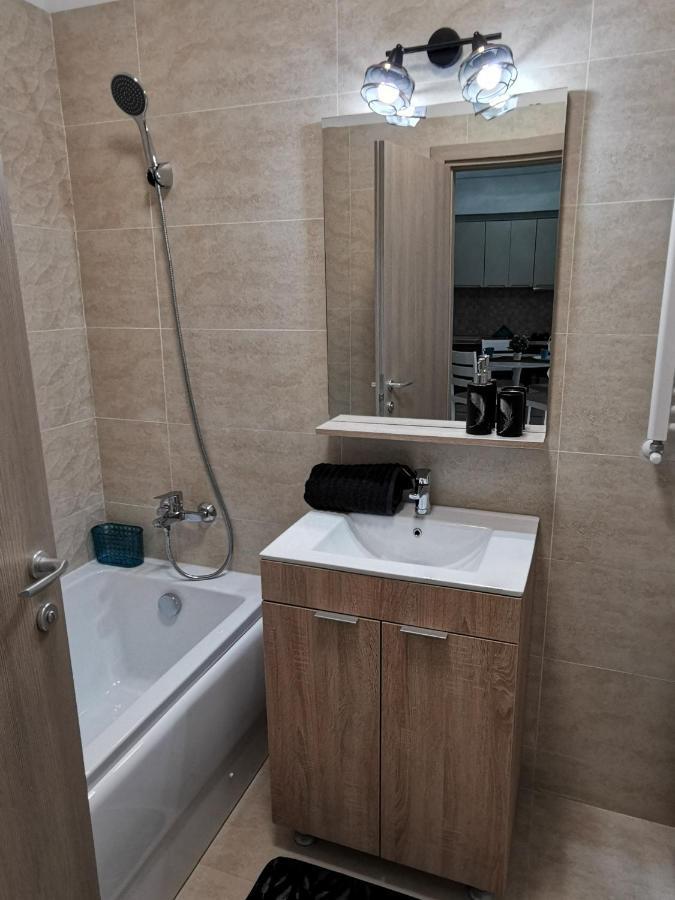 Apartament De Lux 2 Cu Vedere Lacul Morii * Bucharest