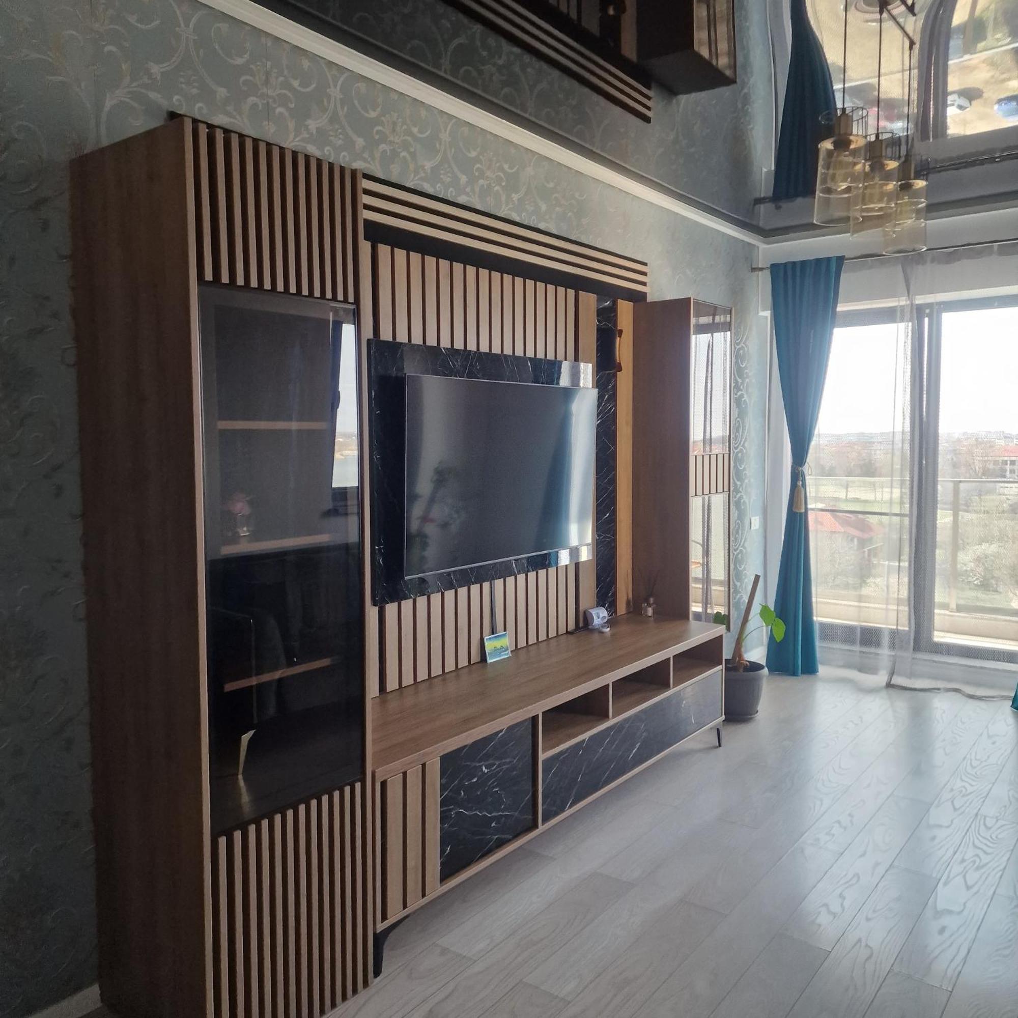 De Lux 2 Cu Lacul Morii Bucarest